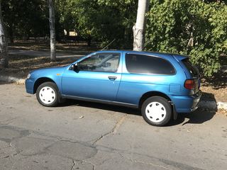 Nissan Almera foto 3