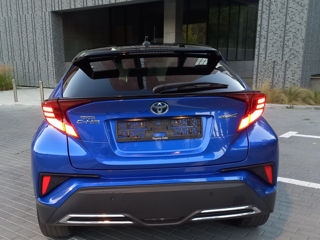 Toyota C-HR foto 6