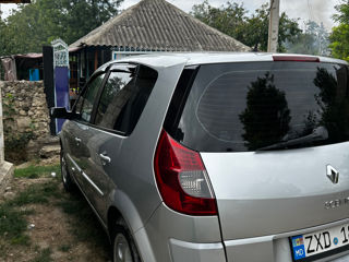 Renault Scenic foto 2