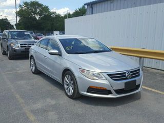 Volkswagen Passat CC foto 1