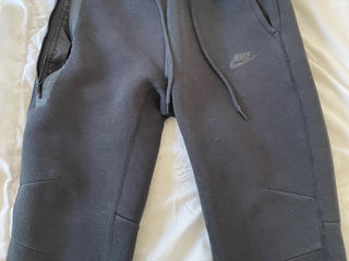 Pantaloni Nike tech fleece!