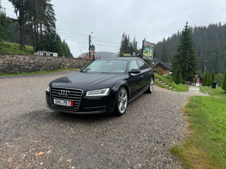 Audi A8 foto 1