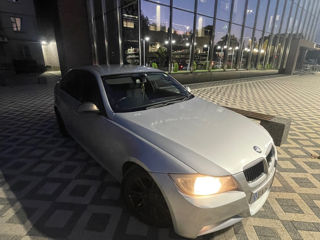 BMW 3 Series foto 3