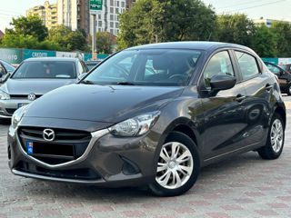 Mazda 2 foto 1