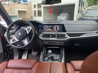 BMW X7 foto 10