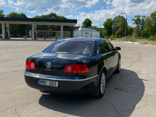 Volkswagen Phaeton foto 3