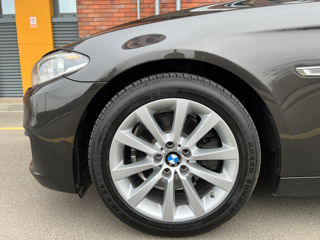 BMW 5 Series foto 6