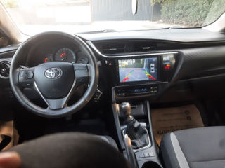 Toyota Auris foto 2