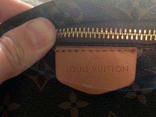 Vând geanta Louis Vuitton foto 3