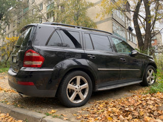 Mercedes GL-Class foto 2