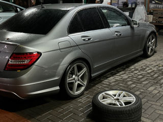 Mercedes C-Class