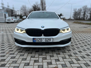 BMW 5 Series foto 2