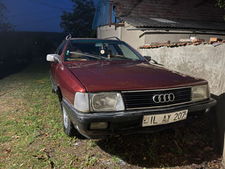 Audi 100 foto 2