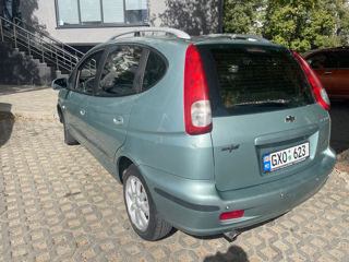 Chevrolet Rezzo foto 3