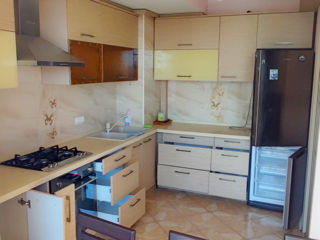 Apartament cu 2 camere, 94 m², Botanica, Chișinău foto 13