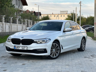 BMW 5 Series foto 1