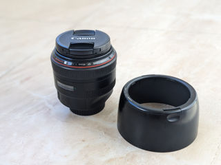 Canon EF 85mm f/1.2L USM