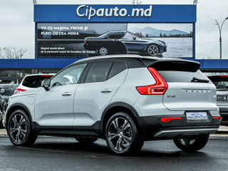 Volvo XC40 foto 2