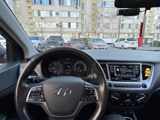 Hyundai Accent foto 5