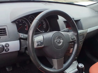 Opel Astra foto 10