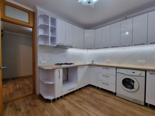 Apartament cu 3 camere, 72 m², Botanica, Chișinău