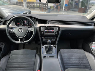 Volkswagen Passat foto 10