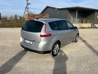 Renault Grand Scenic foto 4