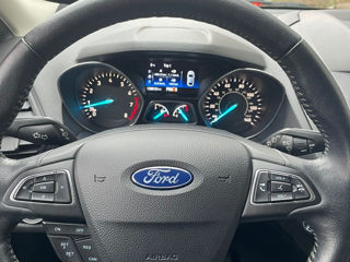 Ford Escape foto 5