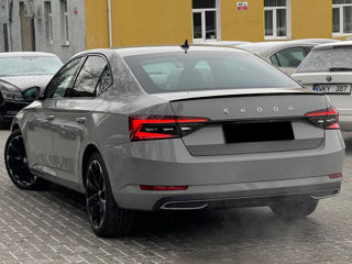 Skoda Superb foto 5