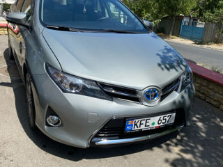 Toyota Auris foto 2