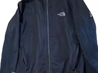 The North Face фирменная куртка размер М foto 2