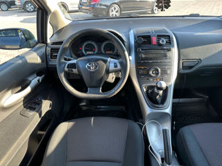 Toyota Auris foto 8