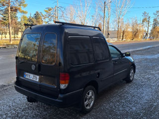 Volkswagen Caddy foto 2