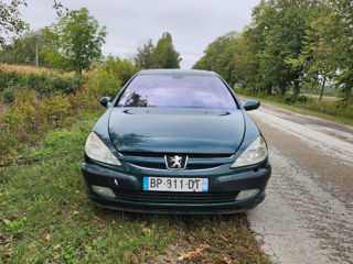 Peugeot 607