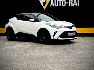 Toyota C-HR foto 2