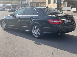 Mercedes E-Class foto 4