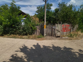 O casă veche pe un teren nu departe de Chișinău pentru 12000 de euro. foto 3