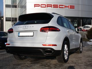 Porsche Cayenne foto 4