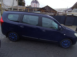 Dacia Lodgy foto 2