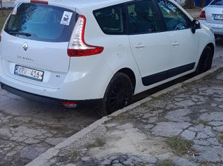 Renault Grand Scenic foto 4