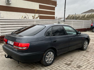 Toyota Carina foto 4