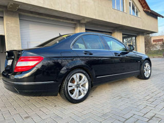 Mercedes C-Class foto 5