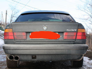 BMW 5 Series foto 5