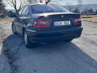 BMW 3 Series foto 5