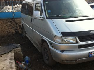 Volkswagen T4 foto 2