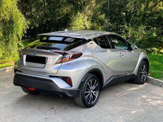 Toyota C-HR foto 6