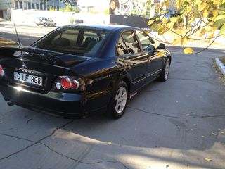 Mitsubishi Galant foto 3