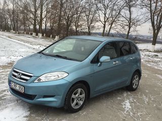 Honda FR-V foto 2