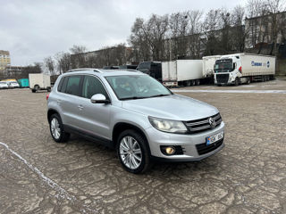 Volkswagen Tiguan foto 2