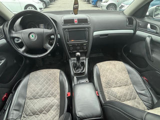 Skoda Octavia foto 9